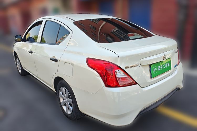 Used Nissan Sunny 2014 1.5XE Manual Comfort Edition Rear Left 45 Deg