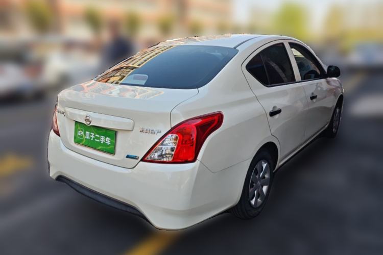 Used Nissan Sunny 2014 1.5XE Manual Comfort Edition Rear Right 45 Deg