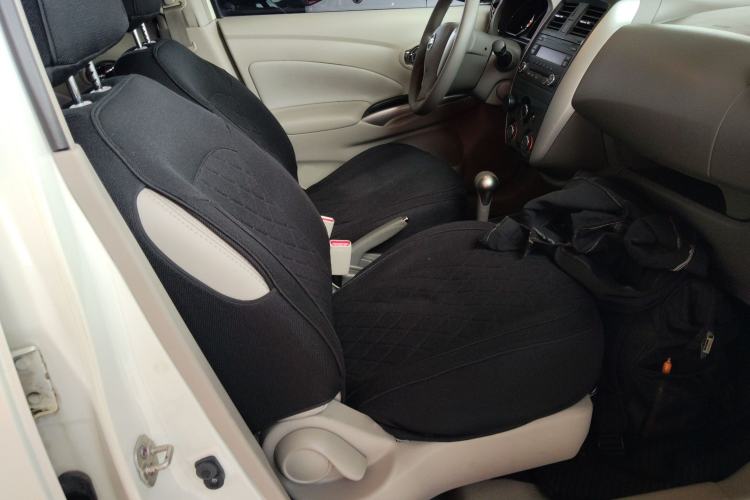 Used Nissan Sunny 2014 1.5XL CVT Luxury Edition Right Front Seat