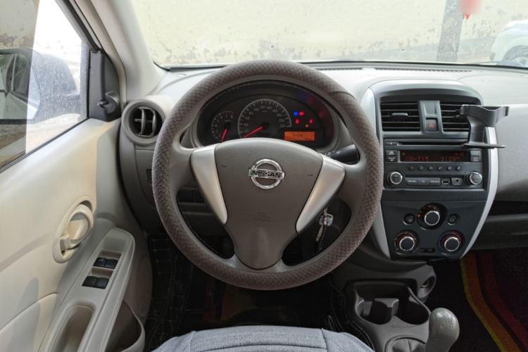 Used Nissan Sunny 2014 1.5XE Manual Comfort Edition Steering Wheel