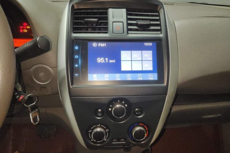 Used Nissan Sunny 2014 1.5XE CVT Elite Edition Audio And AC Panel