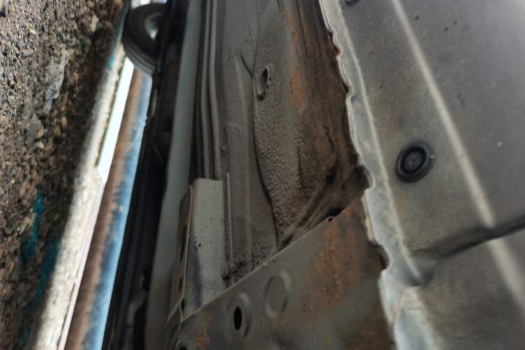 Used Nissan Sunny 2014 1.5XE Manual Elite Edition Chassis Front Right