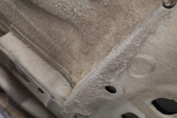 Used Nissan Sunny 2014 1.5XE Manual Comfort Edition Chassis Front Right