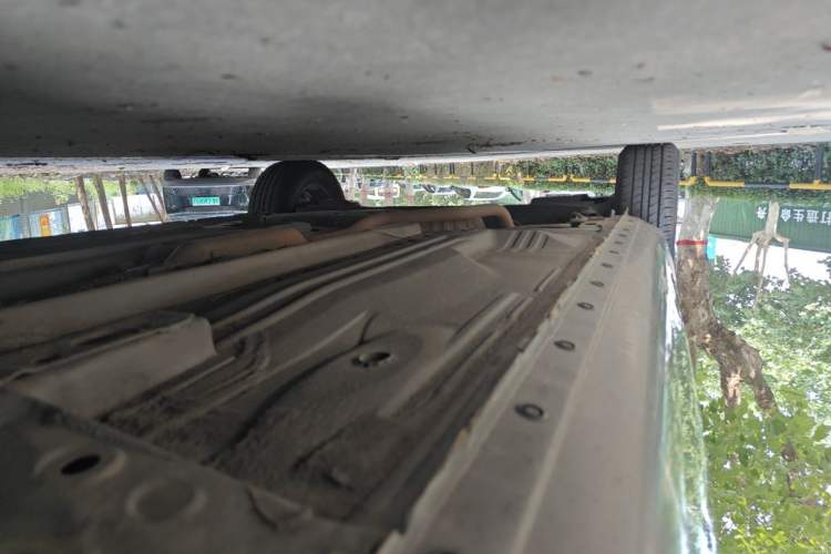 Used Nissan Sunny 2014 1.5XE Manual Comfort Edition Chassis Front Right