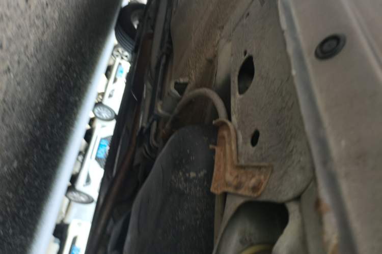 Used Nissan Sunny 2014 1.5XE Manual Comfort Edition Chassis Rear Left