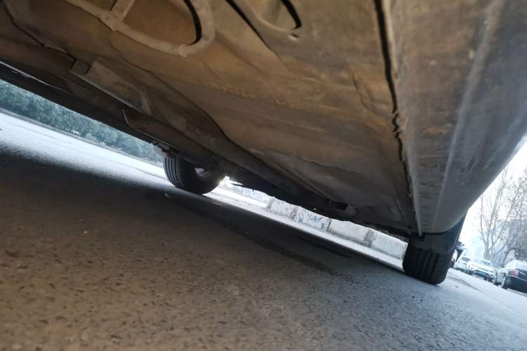 Used Nissan Sunny 2014 1.5XE Manual Comfort Edition Chassis Rear Right