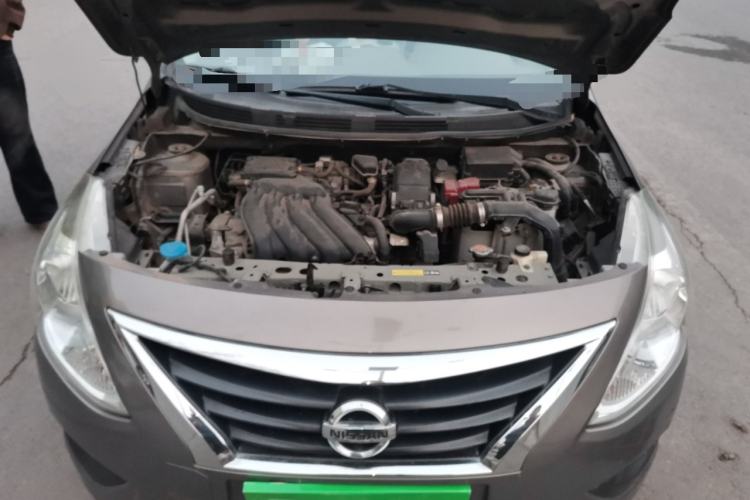 Used Nissan Sunny 2014 1.5XE Manual Comfort Edition Engine Bay