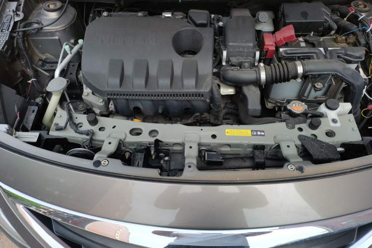 Used Nissan Sunny 2014 1.5XE Manual Elite Edition Engine Bay