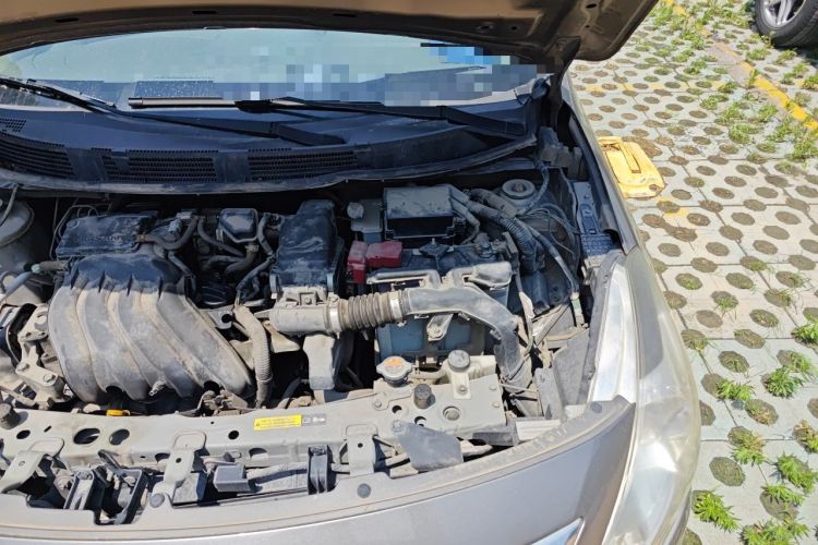 Used Nissan Sunny 2014 1.5XE Manual Comfort Edition Engine Bay Left