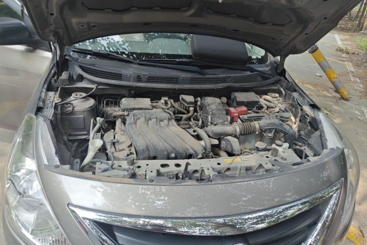 Used Nissan Sunny 2014 1.5XE Manual Comfort Edition Engine Bay