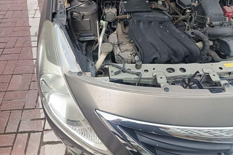 Used Nissan Sunny 2014 1.5XE CVT Comfort Edition Engine Bay Right