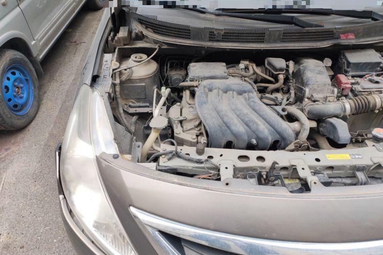 Used Nissan Sunny 2014 1.5XE Manual Comfort Edition Engine Bay Right