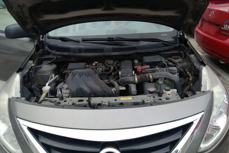 Used Nissan Sunny 2014 1.5XE Manual Elite Edition Engine Bay