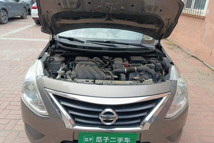 Used Nissan Sunny 2014 1.5XE CVT Comfort Edition Engine Bay