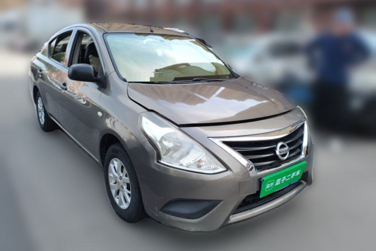 Used Nissan Sunny 2014 1.5XE Manual Comfort Edition Front Right 45 Deg