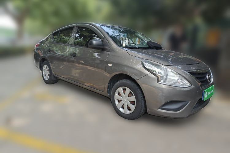 Used Nissan Sunny 2014 1.5XE Manual Comfort Edition Front Right 45 Deg
