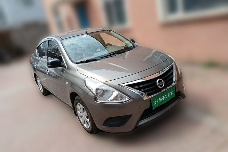Used Nissan Sunny 2014 1.5XE CVT Comfort Edition Front Right 45 Deg