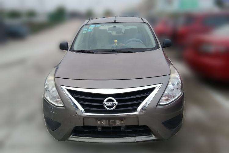 Used Nissan Sunny 2014 1.5XE Manual Elite Edition Front