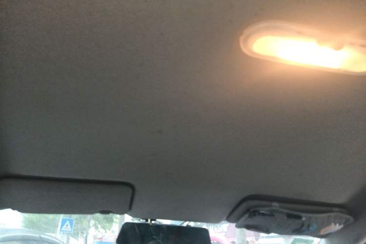 Used Nissan Sunny 2014 1.5XE Manual Elite Edition Headliner