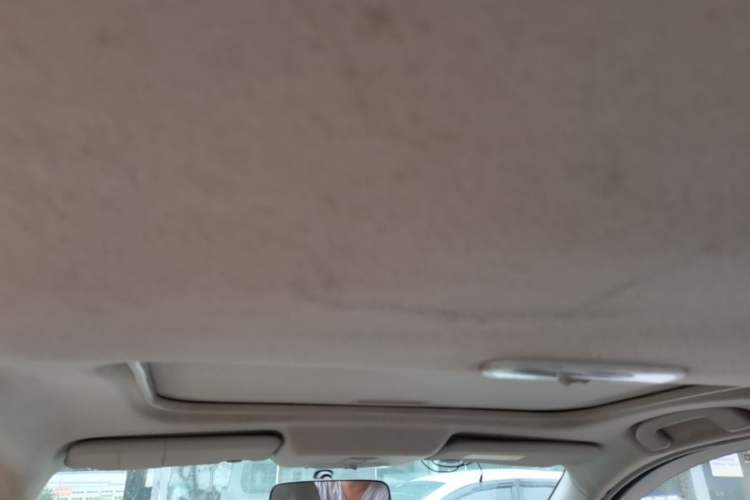 Used Nissan Sunny 2014 1.5XL Manual Deluxe Edition Headliner