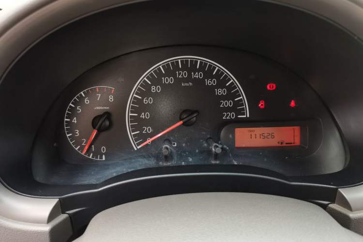 Used Nissan Sunny 2014 1.5XE Manual Comfort Edition Instrument Cluster