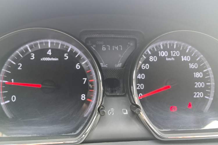 Used Nissan Sunny 2014 1.5XL Manual Deluxe Edition Instrument Cluster