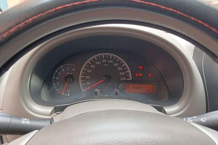 Used Nissan Sunny 2014 1.5XE CVT Comfort Edition Instrument Cluster