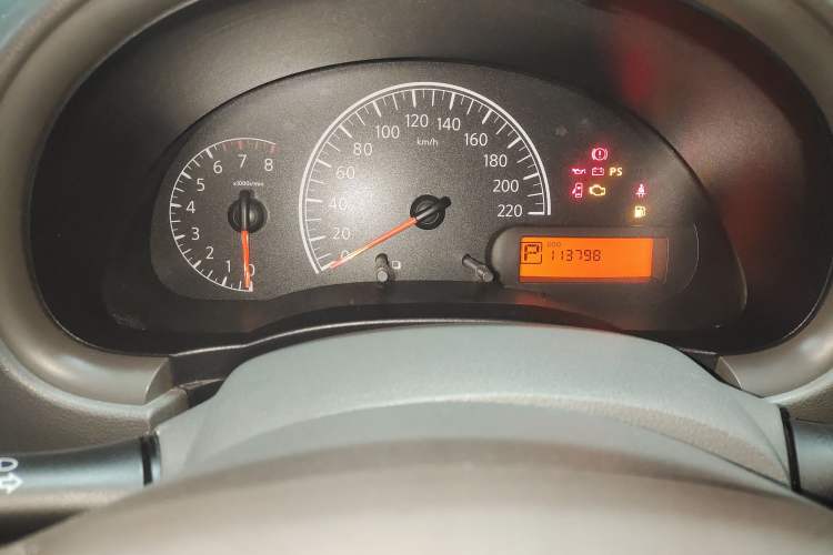 Used Nissan Sunny 2014 1.5XE CVT Elite Edition Instrument Cluster