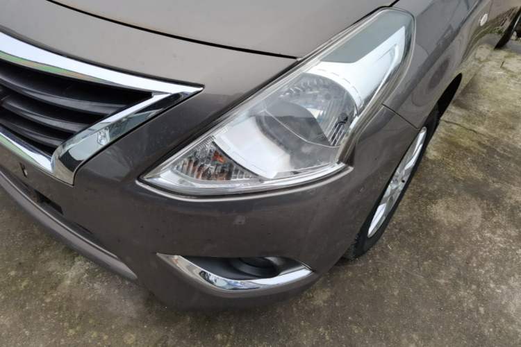 Used Nissan Sunny 2014 1.5XL Manual Deluxe Edition Left Front Headlight