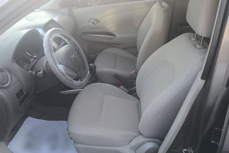 Used Nissan Sunny 2014 1.5XL Manual Deluxe Edition Left Front Seat