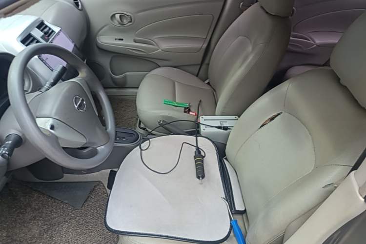Used Nissan Sunny 2014 1.5XE CVT Comfort Edition Left Front Seat