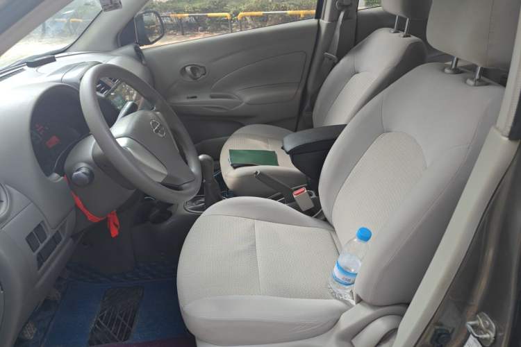 Used Nissan Sunny 2014 1.5XE Manual Comfort Edition Left Front Seat