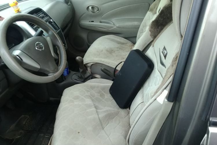 Used Nissan Sunny 2014 1.5XE Manual Elite Edition Left Front Seat