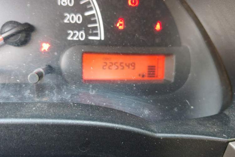 Used Nissan Sunny 2014 1.5XE Manual Comfort Edition Odometer Close Up
