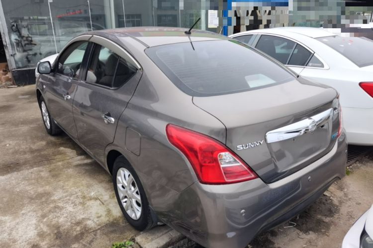 Used Nissan Sunny 2014 1.5XL Manual Deluxe Edition Rear Left 45 Deg