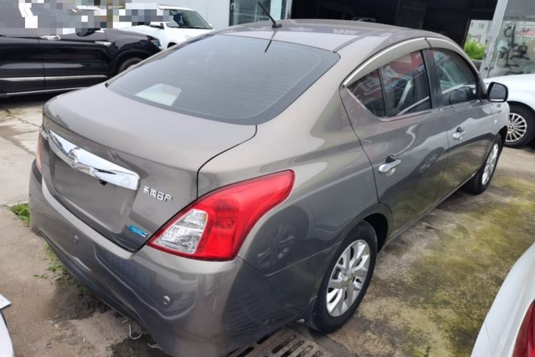 Used Nissan Sunny 2014 1.5XL Manual Deluxe Edition Rear Right 45 Deg