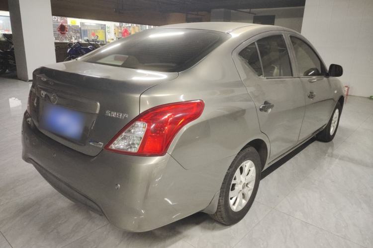 Used Nissan Sunny 2014 1.5XE CVT Elite Edition Rear Right 45 Deg