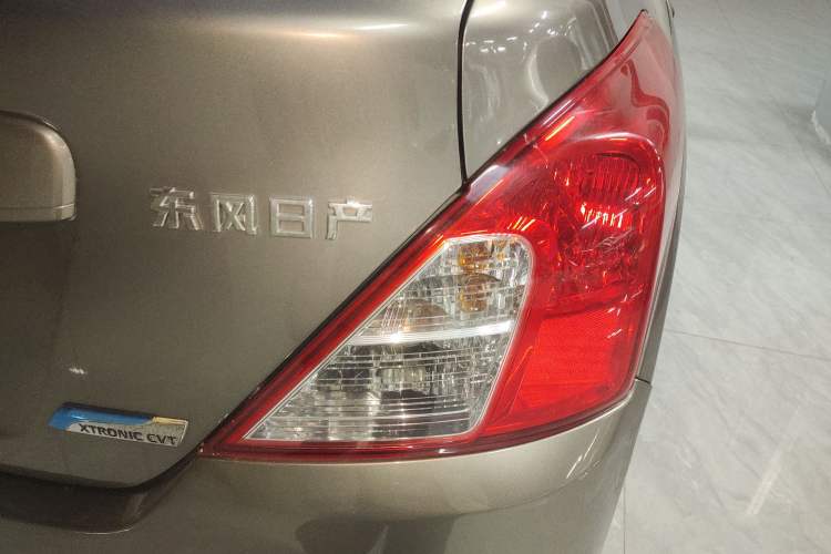 Used Nissan Sunny 2014 1.5XE CVT Elite Edition Right Rear Taillight