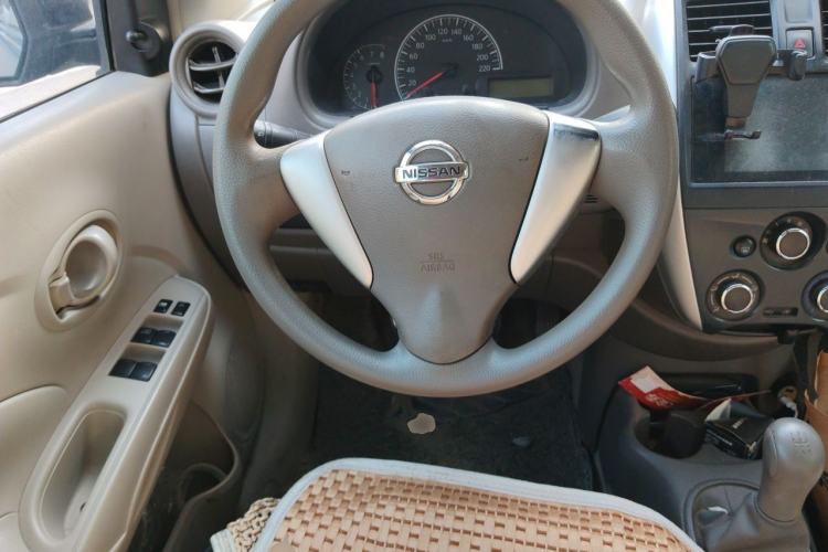 Used Nissan Sunny 2014 1.5XE Manual Comfort Edition Steering Wheel
