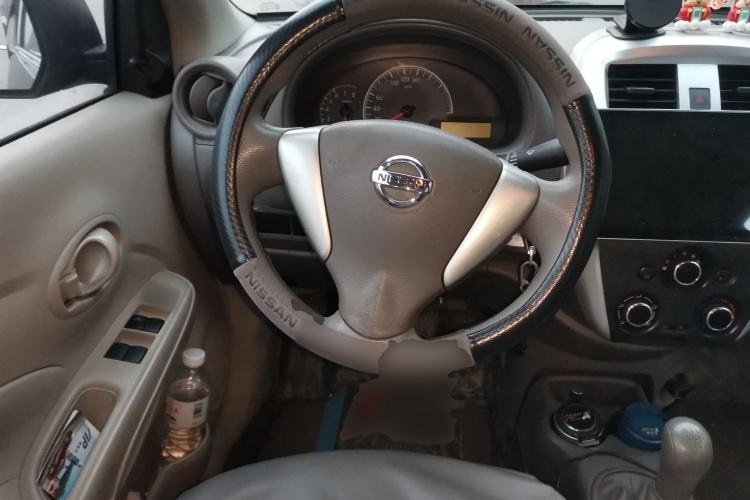 Used Nissan Sunny 2014 1.5XE Manual Comfort Edition Steering Wheel