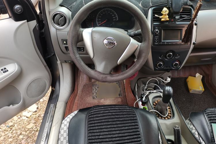 Used Nissan Sunny 2014 1.5XE Manual Elite Edition Steering Wheel