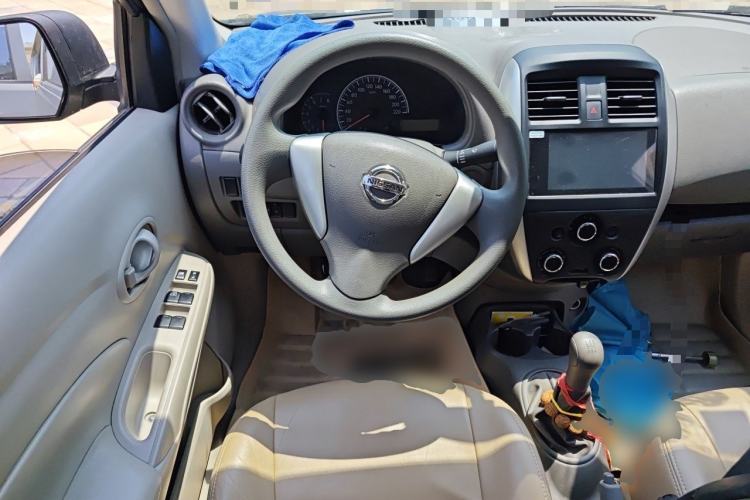 Used Nissan Sunny 2014 1.5XE Manual Comfort Edition Steering Wheel