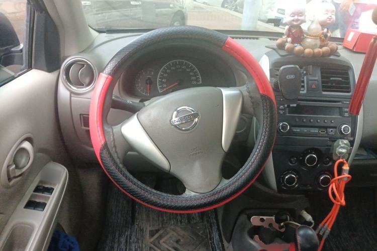 Used Nissan Sunny 2014 1.5XE Manual Elite Edition Steering Wheel