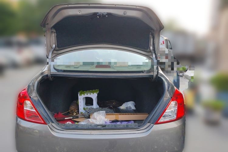 Used Nissan Sunny 2014 1.5XE Manual Comfort Edition Trunk