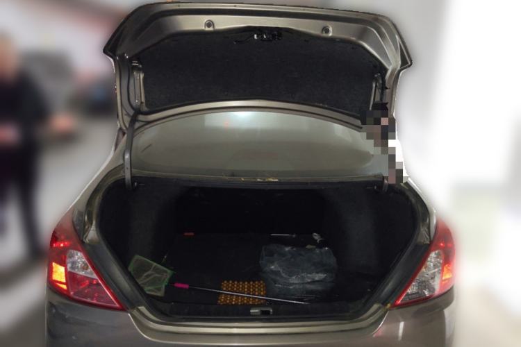 Used Nissan Sunny 2014 1.5XE Manual Comfort Edition Trunk