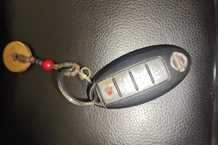 Used Nissan Sunny 2014 1.5XE Manual Comfort Edition Vehicle Key