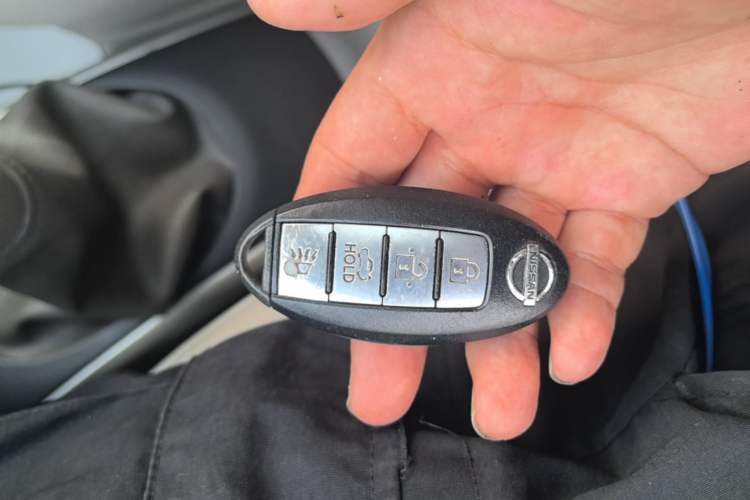 Used Nissan Sunny 2014 1.5XL Manual Deluxe Edition Vehicle Key
