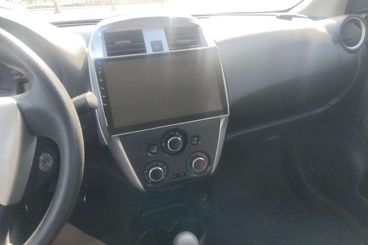 Used Nissan Sunny 2015 1.5XE Manual Comfort Edition Audio And AC Panel