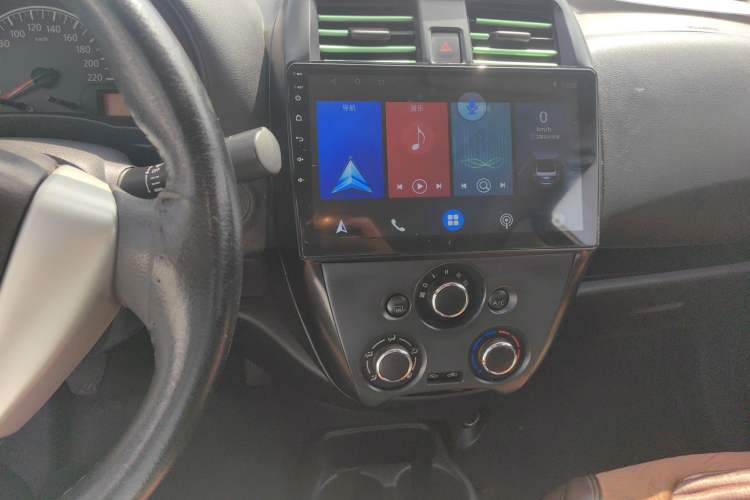 Used Nissan Sunny 2015 1.5XE Manual Comfort Edition Audio And AC Panel