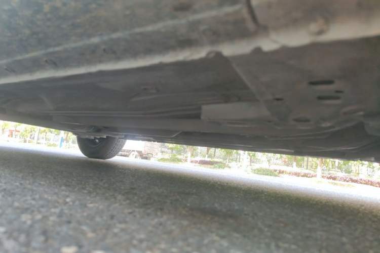 Used Nissan Sunny 2015 1.5XE Manual Elite Edition Chassis Front Right
